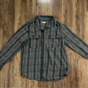 O'Neill Women's Nash Flannel Standard Fit Shirt.